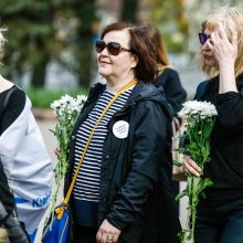 Klaipėdoje – aukštojo mokslo laidotuvių procesija