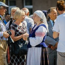 Klaipėdiečiai atidengė paminklą Vydūnui