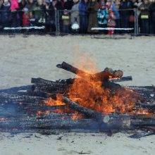 Sveikuoliai nėrė į Baltijos jūrą