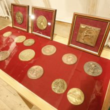 Valstybės istorija – kūrėjo medaliuose