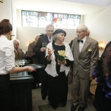 Klaipėdoje – auksinių vestuvių puota 60-čiai porų