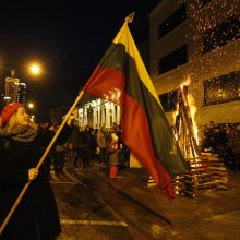 Užsiliepsnojo atminimo laužai – Klaipėda nepamiršo Laisvės gynėjų