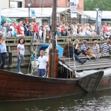 Uostamiestis pasitiko istorinių laivų flotilę