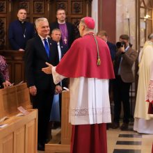 Arkivyskupas K. Kėvalas sutiktas Kauno katedroje: melskitės už mane!