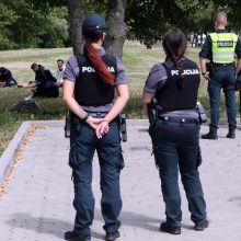 Miesto centre sustabdytas įtartinas ekipažas: nelegalių migrantų banga atsirito ir iki Kauno?