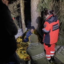 Sušalusį sirą pasienyje išgelbėjusiems savanoriams – 100 eurų baudos: už tiek išsaugojome gyvybę