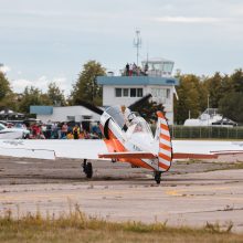 Aviacijos šventė Kaune: nuo skraidančios legendos iki didžiausios vėliavos nuleidimo