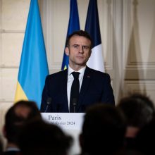 Susitikime Prancūzijoje ES vadovai sieks sustiprinti Vakarų paramą Ukrainai