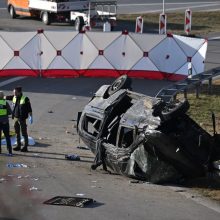 Vokietijoje per mikroautobuso avariją žuvo septyni žmonės