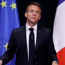 E. Macronas: vyksta intensyvios derybos siekiant išlaisvinti „Hamas“ laikomus įkaitus