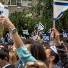 Tūkstančiai žmonių Niujorke susirinko pademonstruoti solidarumo su Izraeliu