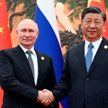 Xi Jinpingas pasidžiaugė stiprėjančiu kinų ir rusų pasitikėjimu