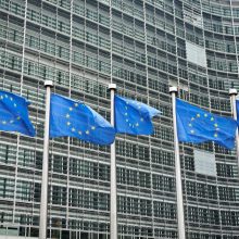 Žiniasklaida: ES svarsto 20 mlrd. eurų vertės atsarginį planą Ukrainai Vengrijos veto atveju