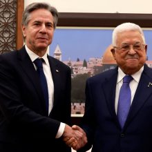 A. Blinkenas Vakarų Krante susitiko su palestiniečių lyderiu