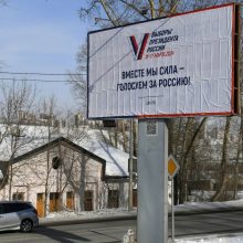 Atokiuose Rusijos regionuose prasidėjo išankstinis balsavimas prezidento rinkimuose