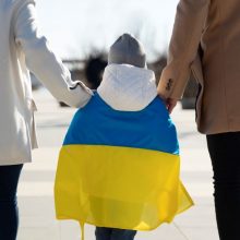 Ukraina evakuos vaikus iš penkių gyvenviečių pietiniame fronte