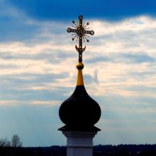 Rusijos katalikų bažnyčia pasmerkė paminklinės lentos M. Reiniui sunaikinimą