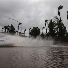 Uraganas „Hilary“ pasiekė Meksiką ir artėja prie Kalifornijos