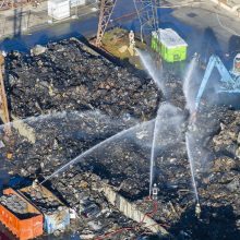 Po gaisro sostinėje aplinkosaugininkai pradėjo neplaninį patikrinimą: bendrovė nelaikyta rizikinga