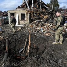 Ukraina įspėja: mirtinų Rusijos atakų akivaizdoje kyla grėsmė elektros tiekimui