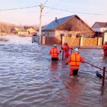 Rusijoje pratrūko užtvanka: evakuota daugiau kaip 4 tūkst. žmonių