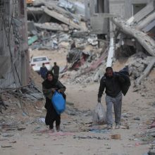 „Hamas“: delegatai išvyksta iš Kairo į konsultacijas dėl paliaubų Gazos Ruože