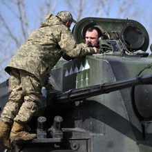 Ukrainos sausumos pajėgų vadas: gali būti, kad Rusija rengiasi puolimui šią vasarą