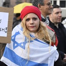 Šveicarijos prezidentė po išpuolio prieš žydą pareiškė: šalyje antisemitizmui ne vieta