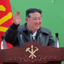 Kim Jong Unas: jei Šiaurės Korėja bus provokuojama, priešas sulauks mirtino smūgio