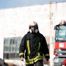 Molėtų rajone – gaisras: įtariama, padegtas ūkinis pastatas