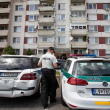 Pasikėsinimu į Slovakijos premjerą įtariamo vyro namuose atlikta krata