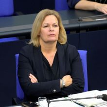 Vokietijos vidaus reikalų ministrė perspėjo dėl Rusijos kišimosi į rinkimus