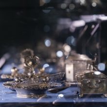 Paroda Valdovų rūmų muziejuje: istorijai nepavaldus senojo sidabro spindesys