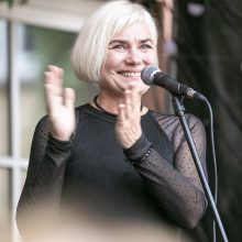 „Keistuoliai” I. Balsytė, A. Giniotis ir D. Auželis kviečia susitikti koncertuose Vilniuje ir Kaune