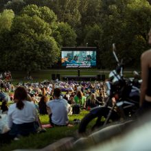 Pirmą kartą Kaune – nemokami „Vasaros kino“ seansai po atviru dangumi