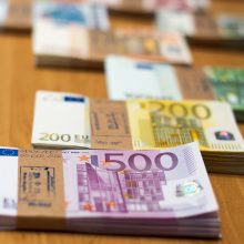 Sostinėje banko darbuotojais prisistatę asmenys iš senjorų išviliojo 12,7 tūkst. eurų