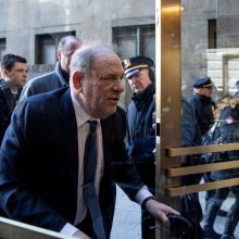 Niujorko teismas panaikino nuosprendį H. Weinsteinui dėl išžaginimo