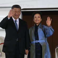 Kinijos prezidentas Xi Jinpingas Serbijoje sutiktas su „pagarba ir meile“