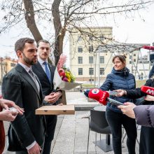 G. Nausėda ištesėjo pažadą – Kaune su rinkėjais susitiko kavos