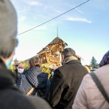 Aistros dėl griaunamo namo Žaliakalnyje: žmonės renka parašus, prakalbo ir savininkas