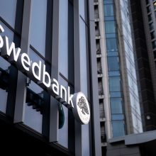 „Swedbank“ nebevykdys mokėjimų į 61 aukštos rizikos valstybę
