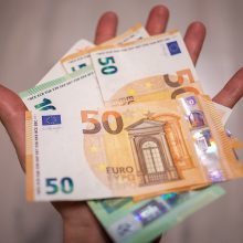 Vyriausybės taupymo lakštų išplatinta už 3,3 mln. eurų