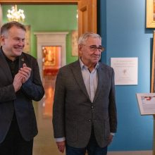 P. Kiznis Valdovų rūmams Vilniuje dovanojo dar šešis paveikslus
