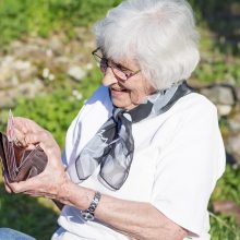 Įtrauktieji į pensijų kaupimą sulaukė „Sodros“ skambučių: liko trys savaitės apsispręsti