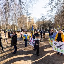 Kėdainiečiai protestavo prie Rusijos ambasados: smerkė Melitopolio mero pagrobimą