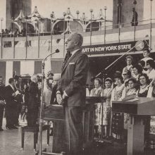 Balsas: V.Stašinskas kalba Lietuvių dienos programoje Niujorko valstijos paviljone, 1964 m. rugsėjo 20 d.