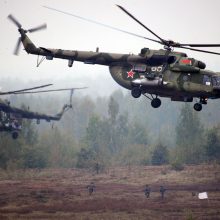 Rudens nelaukė – kariai ir karinė technika jau vežami į Baltarusiją