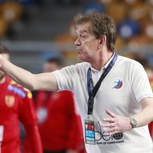Strateg: V. Petkovičius, opprinnelig fra Bosnia-Hercegovina og tysk statsborger, er trener for det russiske landslaget.