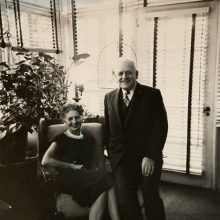 Amerikoje: Sennų pora savo namuose Pensilvanijoje 1965 m.