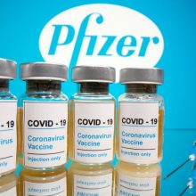 Daugiau kaip 30 kompanijų pradės gaminti „Pfizer“ sukurtus vaistus nuo COVID-19